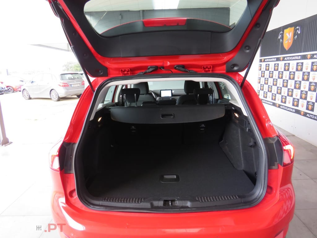 Ford Focus SW 1.5 TDCi EcoBlue Titanium