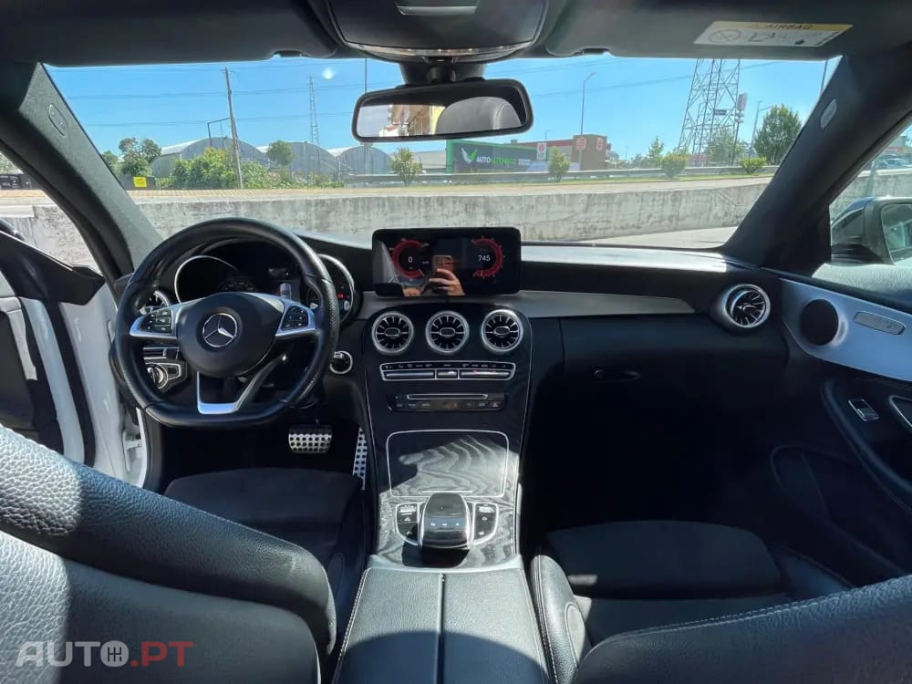 Mercedes-Benz C 220 d 9G-TRONIC AMG Line