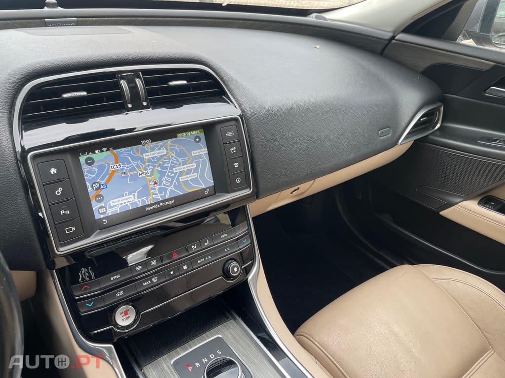 Jaguar XE Portfólio