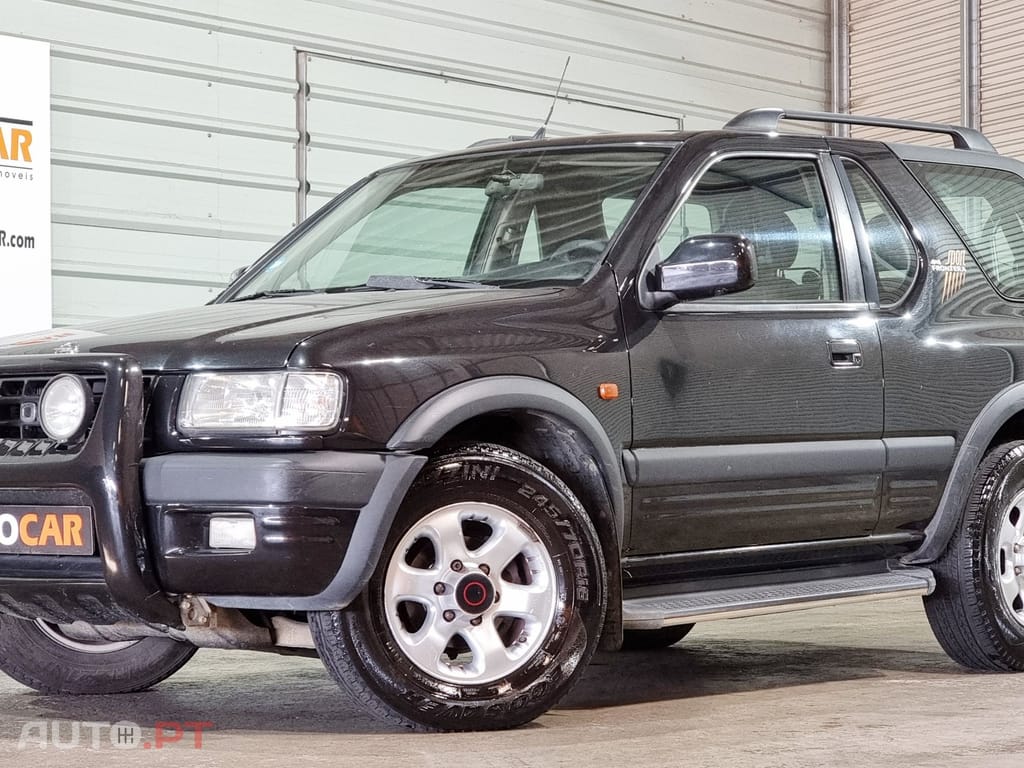 Opel Frontera 2.2 DTi Sport