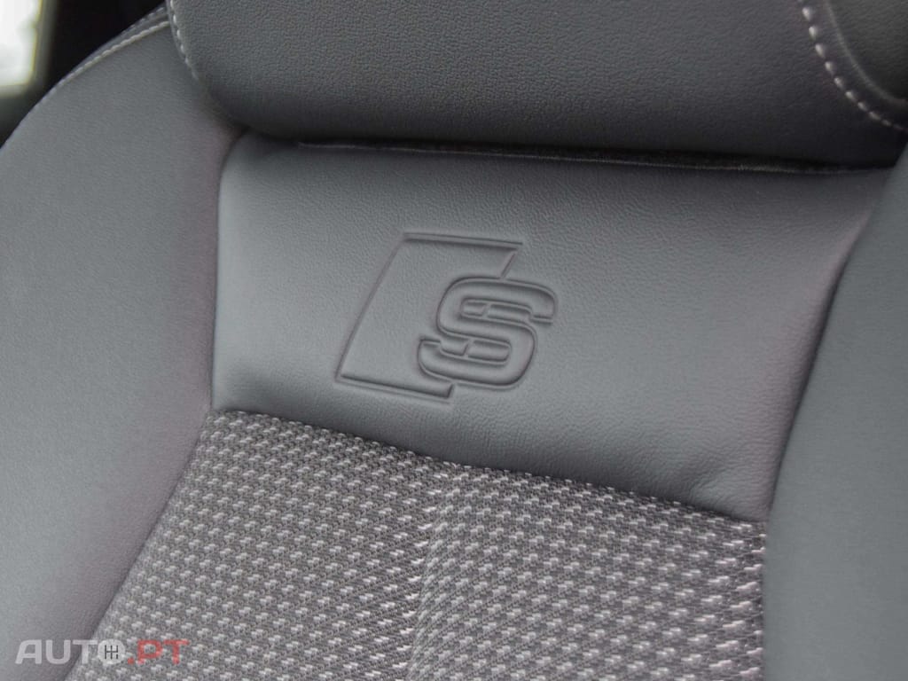 Audi Q4 E-Tron 45 82 kWh SE Business Plus