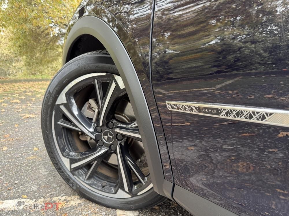 DS DS7 Crossback E-Tense Performance Line EAT8