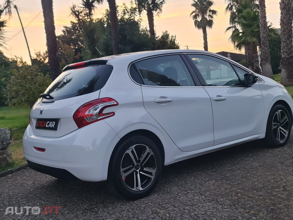 Peugeot 208 1.4 HDi Allure
