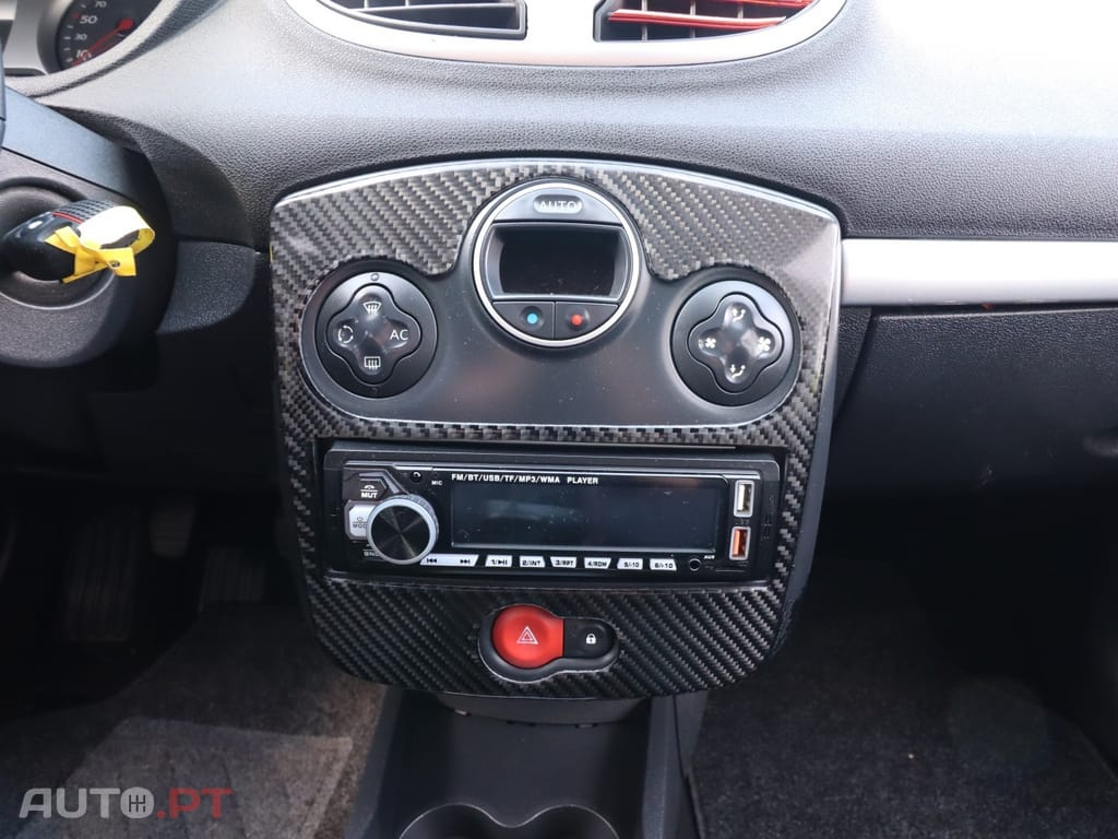 Renault Clio 16v