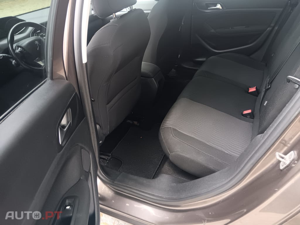 Peugeot 308 SW 1.6 BlueHDI