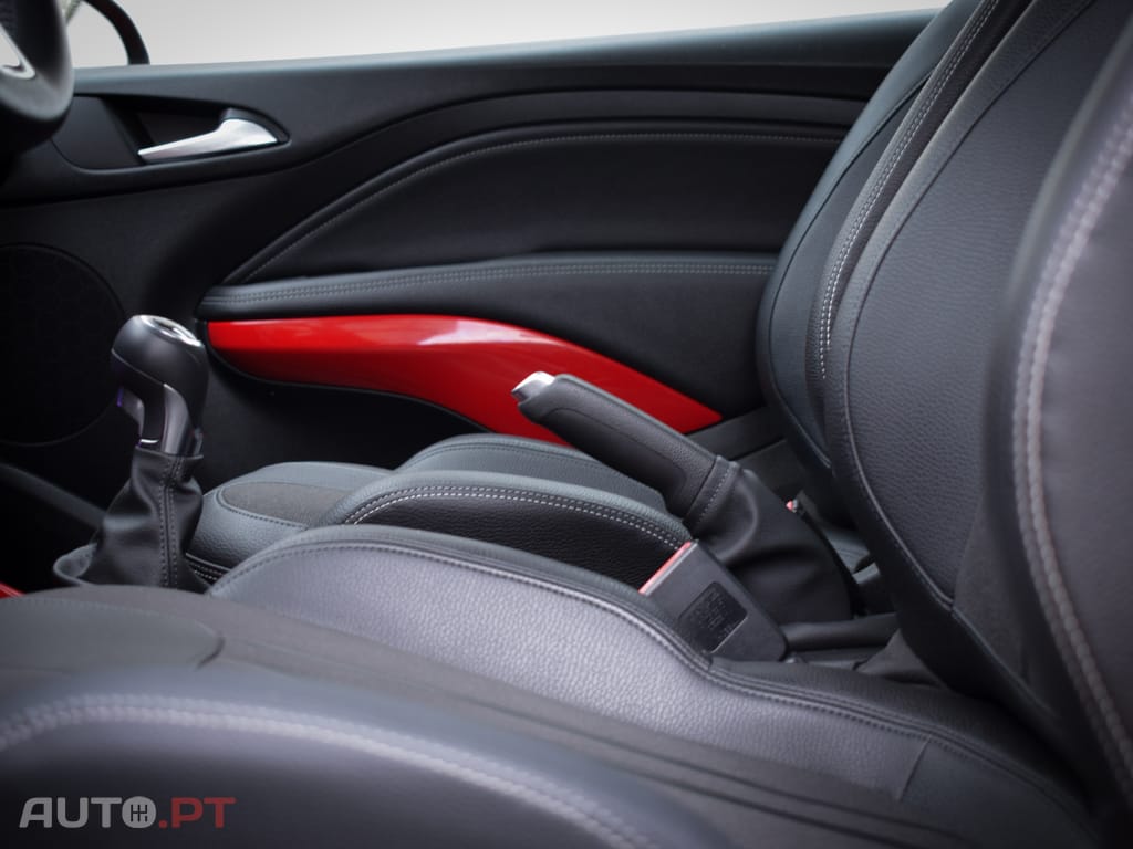 Opel Adam Slam Turbo 01