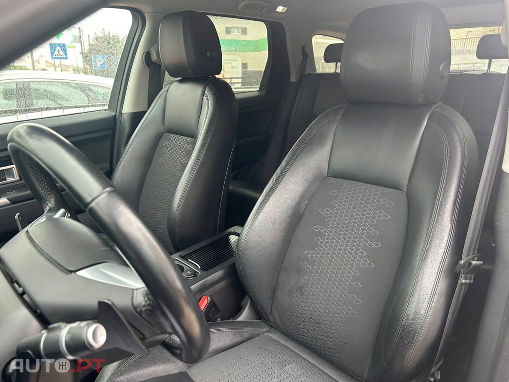 Land Rover Discovery Sport 2.0 TD4 HSE -Automatico