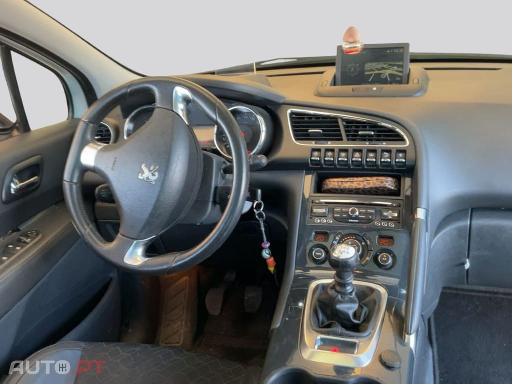 Peugeot 3008 1.2 e-THP Allure