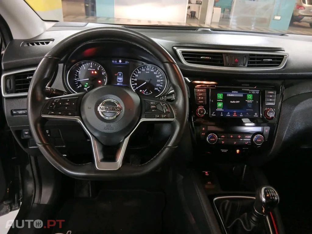 Nissan Qashqai 1.3 DIG-T N-Connecta J18