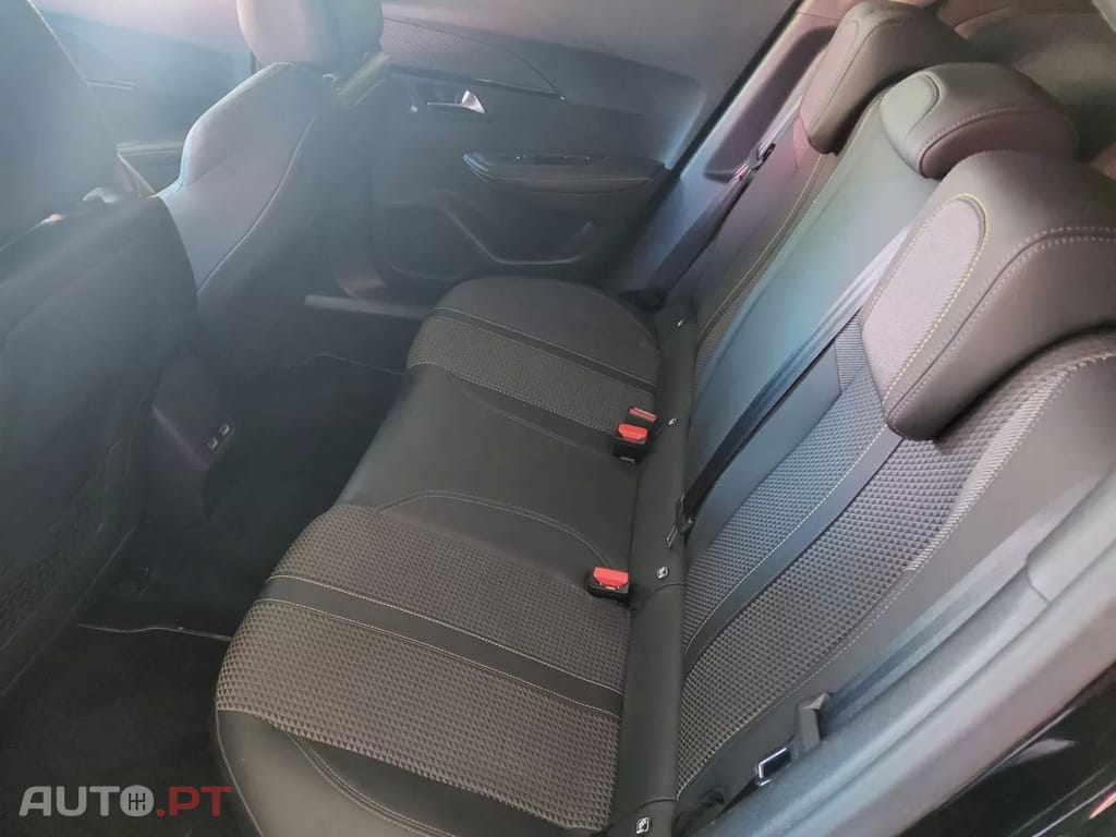 Peugeot 2008 PureTech 130 Stop&Start GT-Line Edition