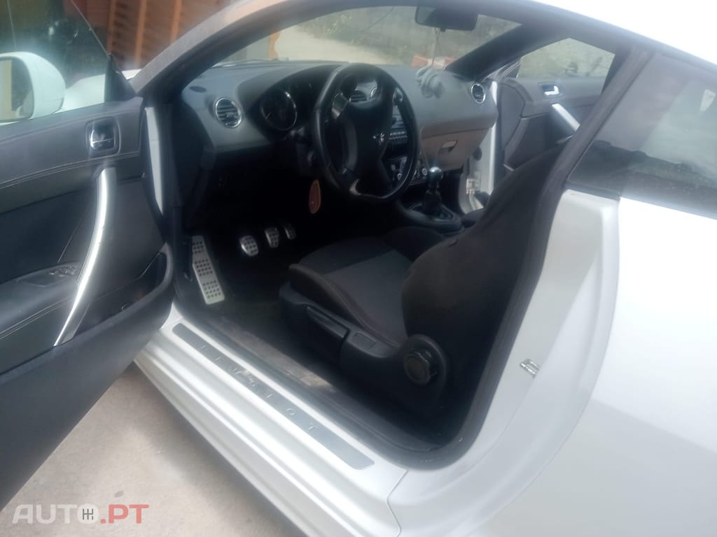 Peugeot RCZ 1.6