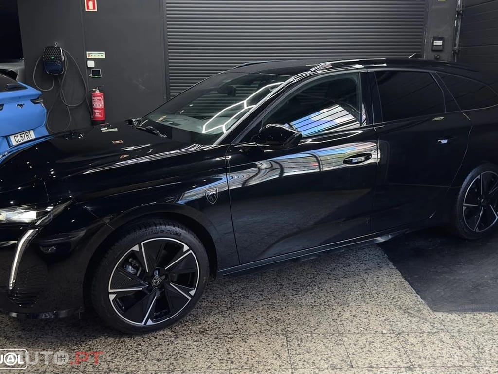 Peugeot E-308 54 kWh GT