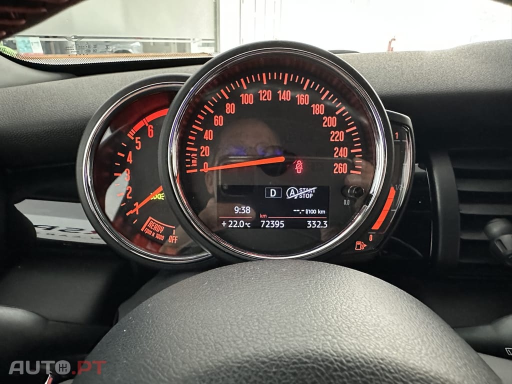 MINI Cooper Cooper D Auto