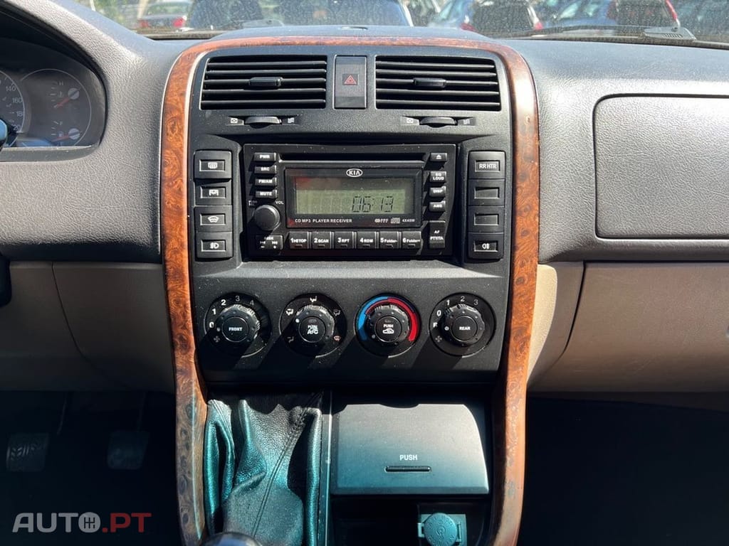 Kia Carnival 2.9 CRDi EX Confort