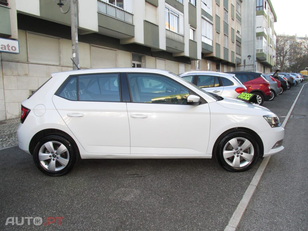Skoda Fabia Diesel 1.4 TDi 105cv 22.000KM Só 198€/Mês*