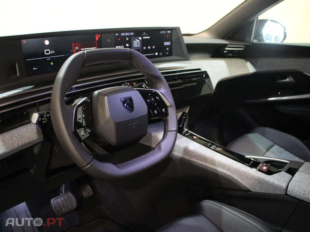 Peugeot 3008 1.2 Hybrid Allure e-DCS6