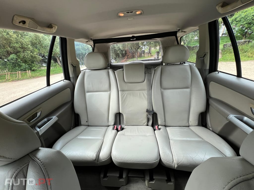 Volvo XC90 2.4 D5 5L Executive