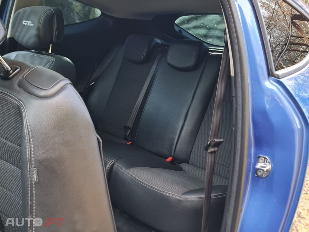 Renault Mégane Coupe 1.5 dCi GT Line SS