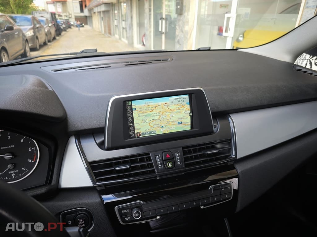 BMW 216 d 7L Advantage