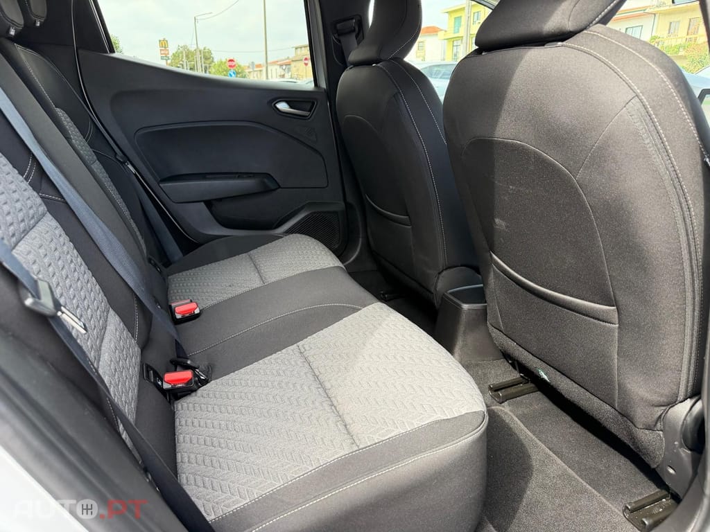 Renault Clio 1.0 TCe Intens Bi-Fuel