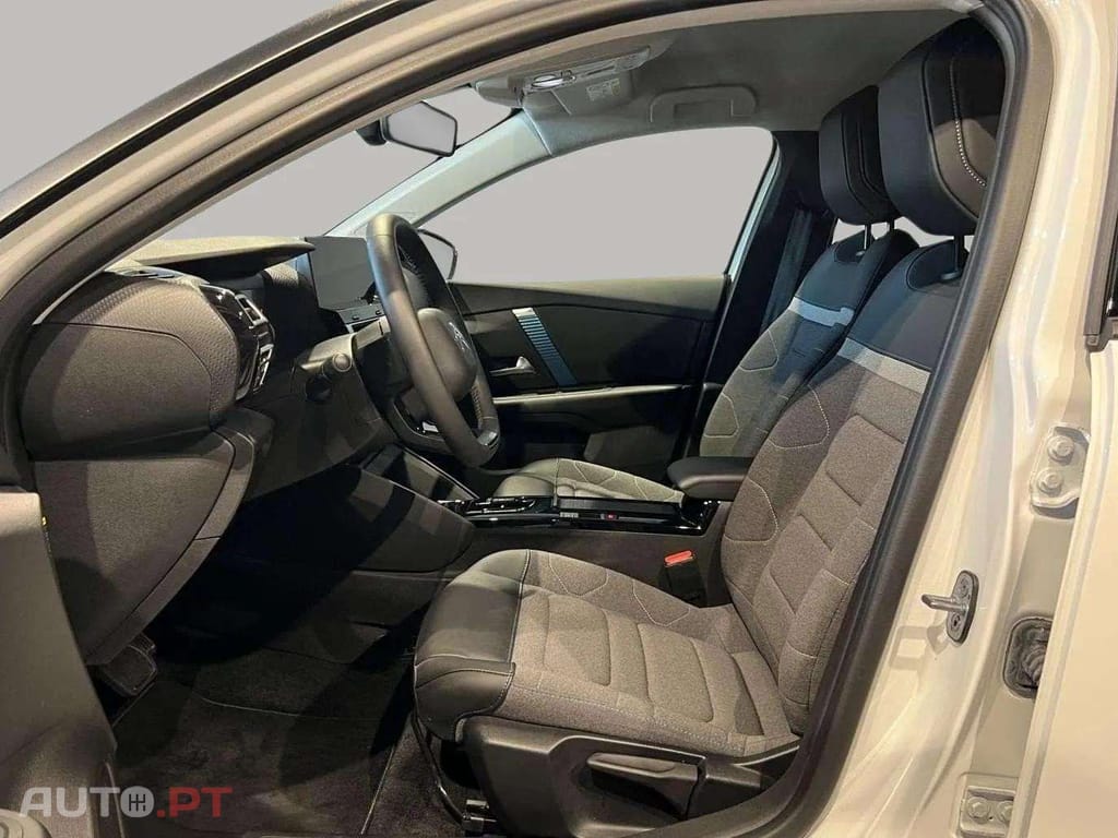 Citroen e-C4 C-Series