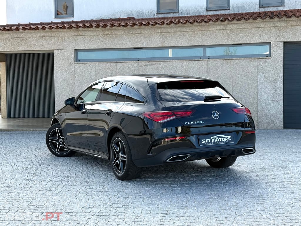 Mercedes-Benz CLA 250 e Shooting Brake AMG Line
