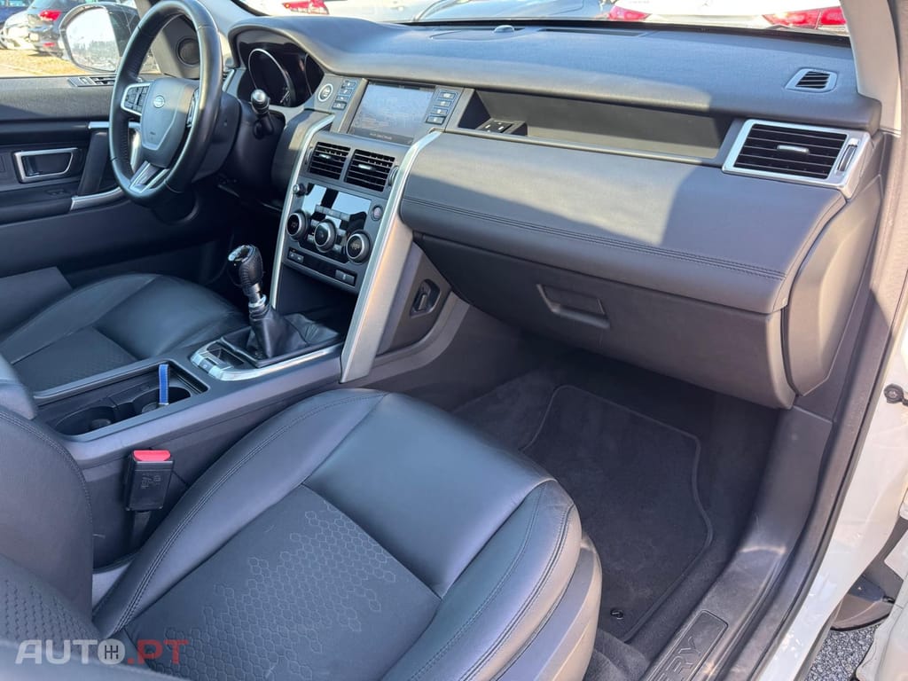 Land Rover Discovery Sport 2.0 eD4 HSE Luxury