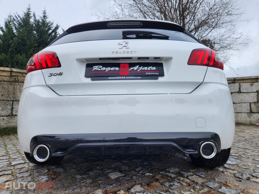 Peugeot 308 1.5 BlueHDi Business Line