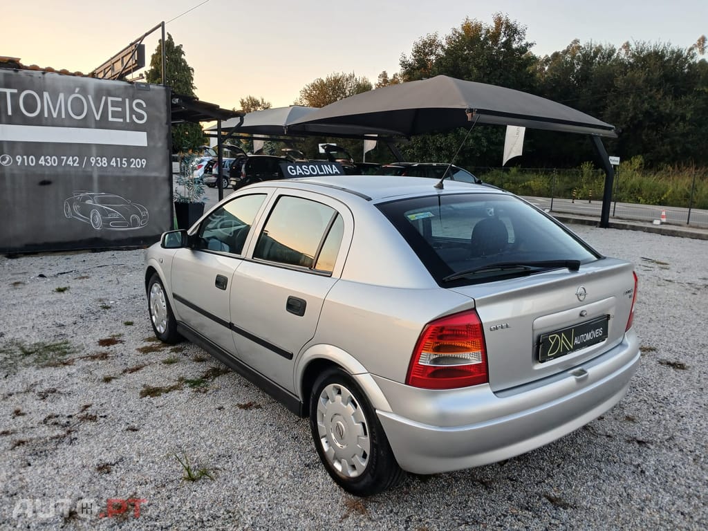 Opel Astra 1.4 Club