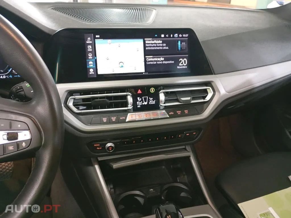 BMW 320 e Touring Corporate Edition Auto