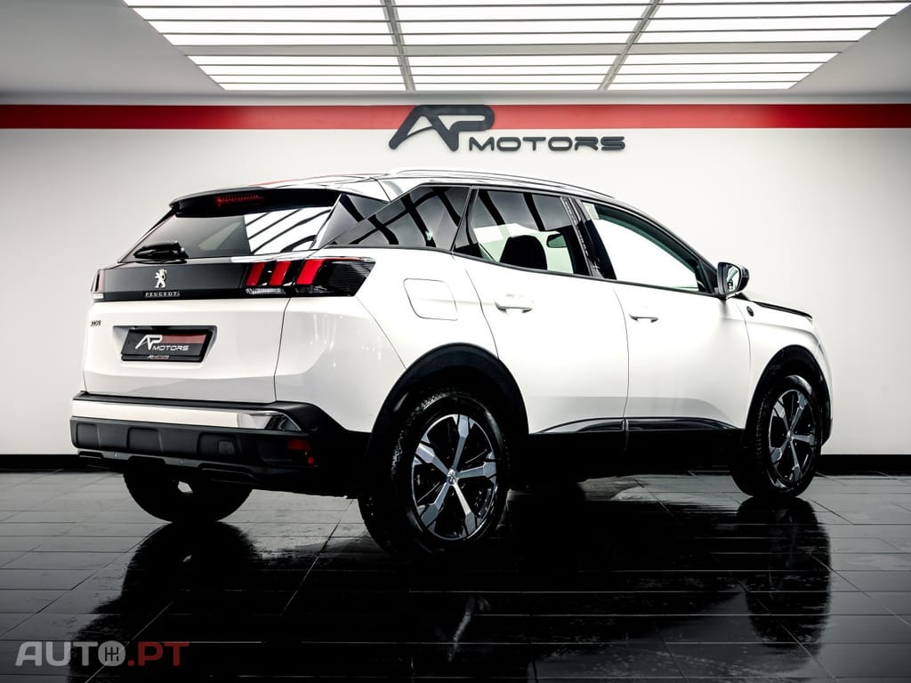 Peugeot 3008 1.5 BlueHDi Crossway EAT8