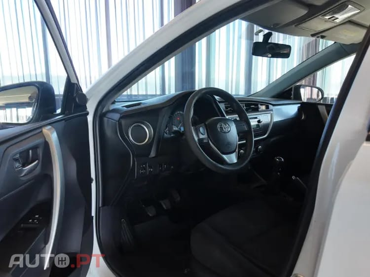 Toyota Auris 1.4 D-4D