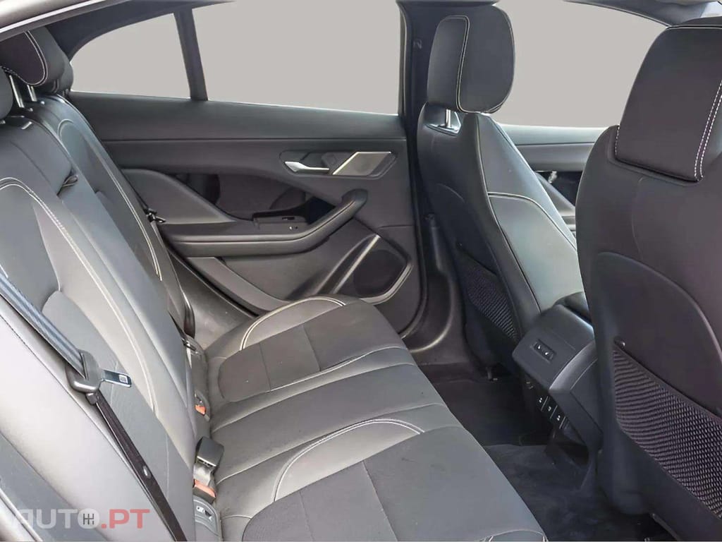 Jaguar I-Pace EV 400 S 