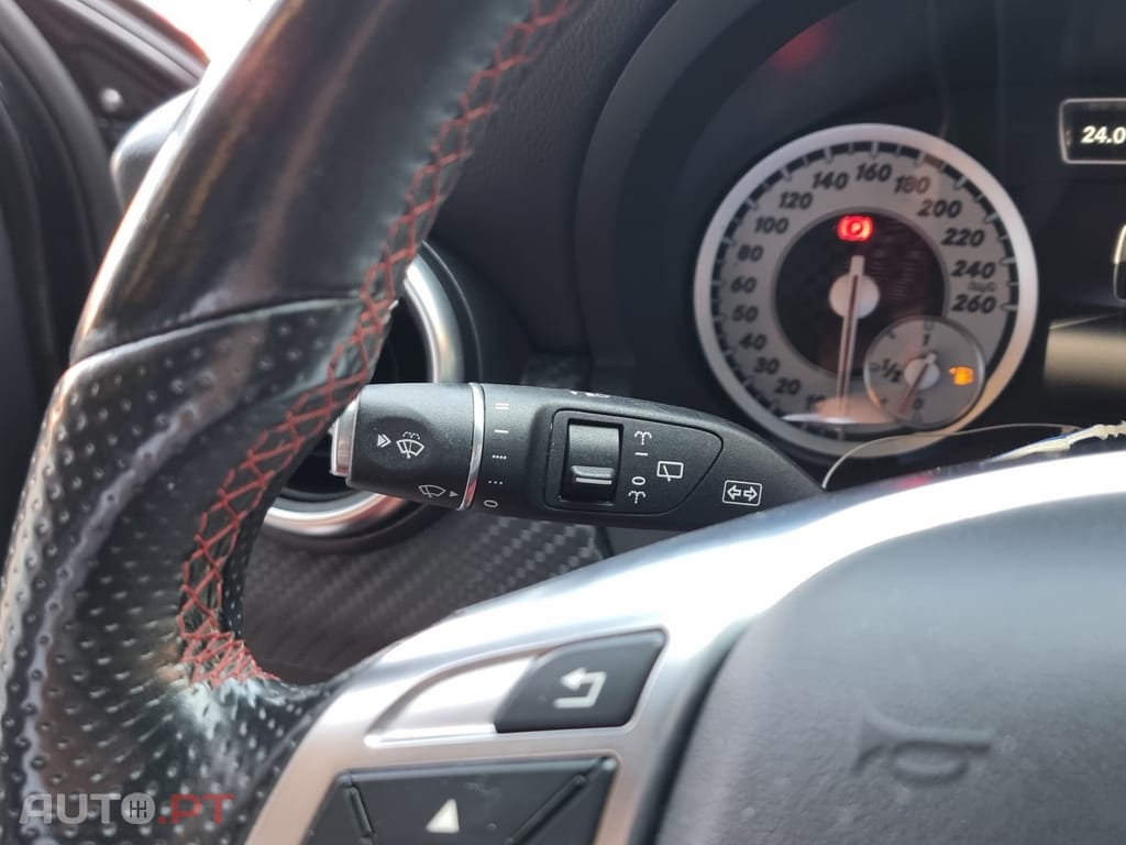 Mercedes-Benz A 180 d AMG Line