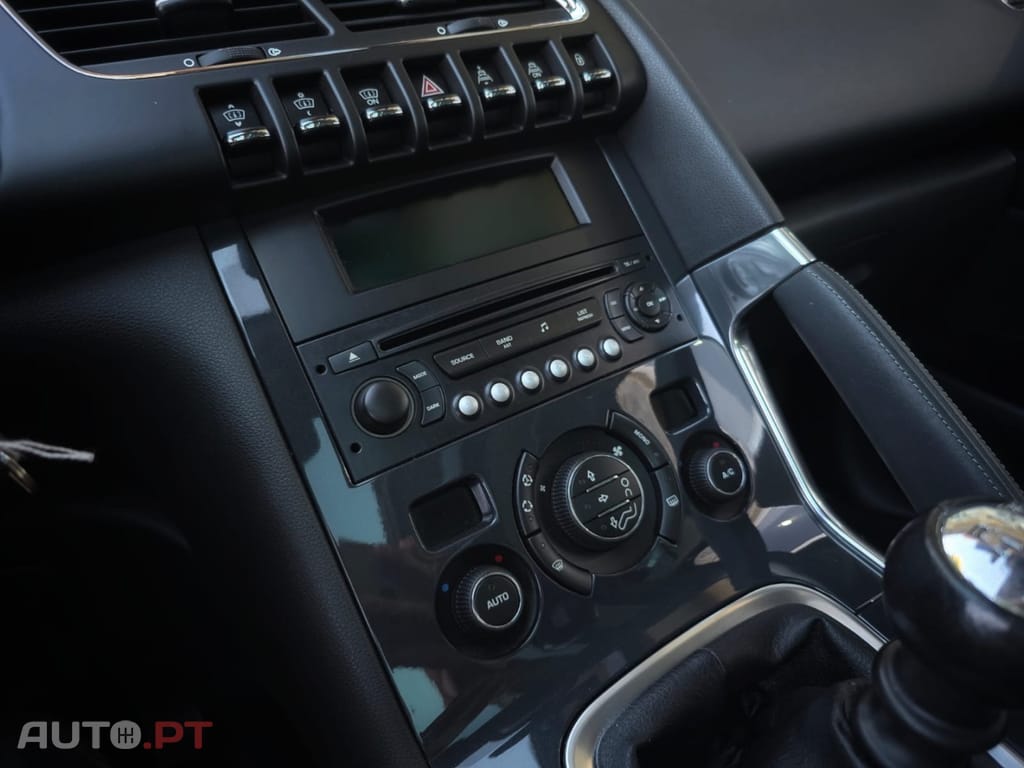 Peugeot 3008 1.6 HDi Premium
