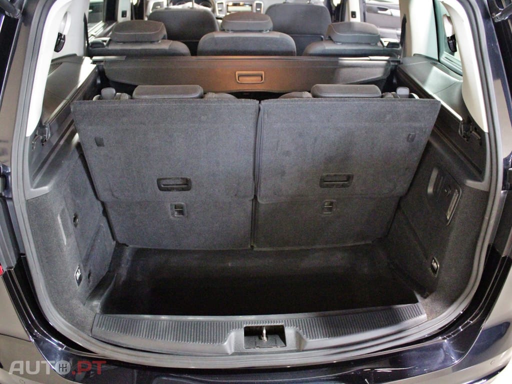 Volkswagen Sharan 2.0 TDI Confortline