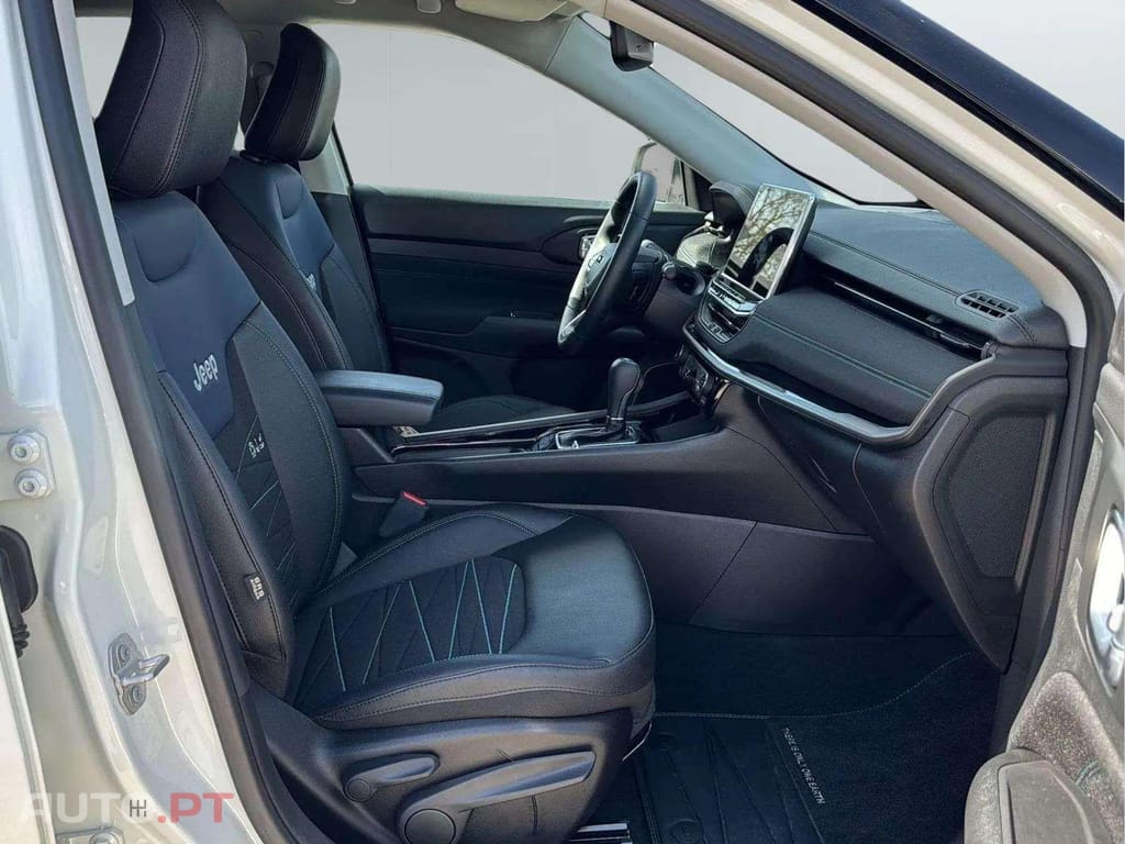 Jeep Compass Upland Plug-In Hybrid 4WD I.V.A DEDUTÍVEL