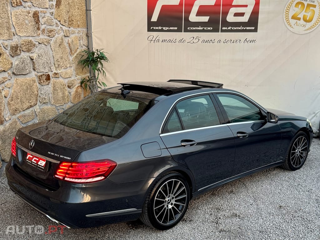 Mercedes-Benz E 300 BlueTEC Hybrid Avantgarde