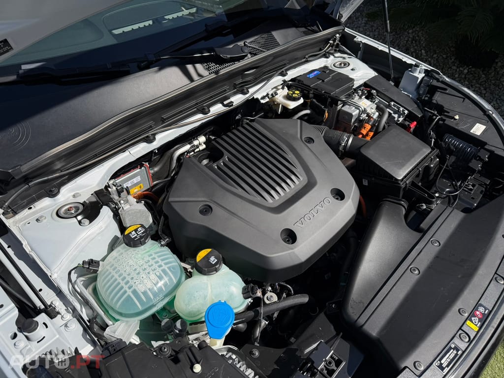 Volvo XC40 1.5 T4 PHEV R-Design