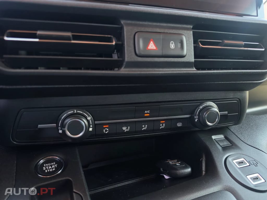 Peugeot E-Partner Outro