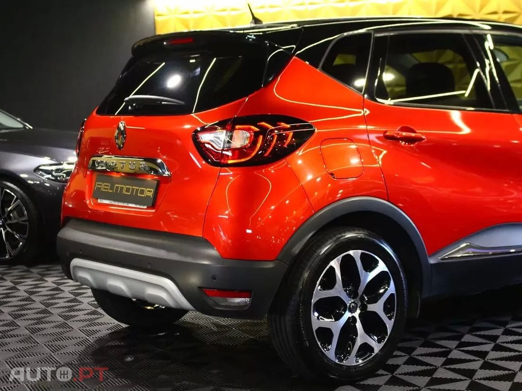 Renault Captur 1.5 dCi Red Edition