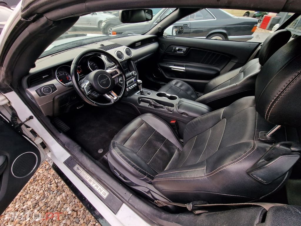 Ford Mustang Convertible 2.3 Eco Boost