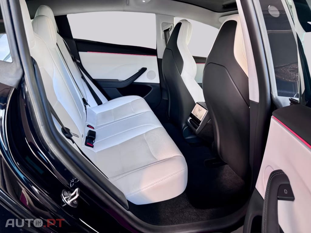 Tesla Model 3 Performance Dual AWD I.V.A DEDUTIVEL