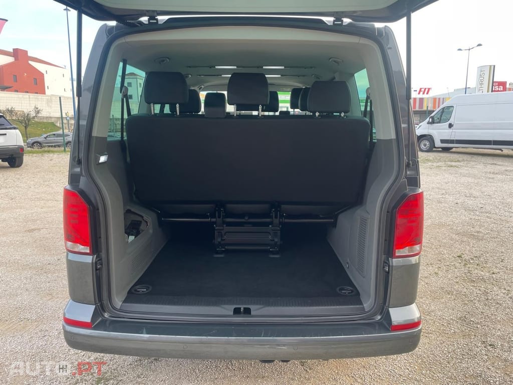 Volkswagen Caravelle 2.0 TDI Comfortline DSG