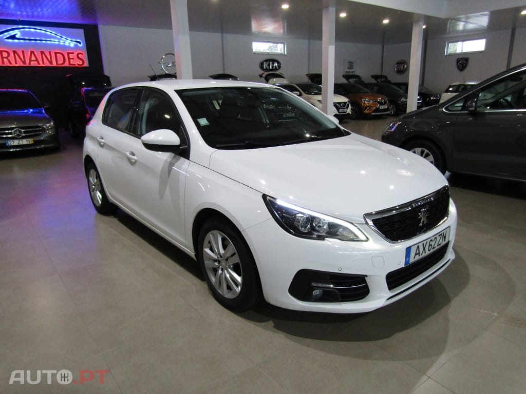 Peugeot 308 1.5 BlueHDi Style EAT8