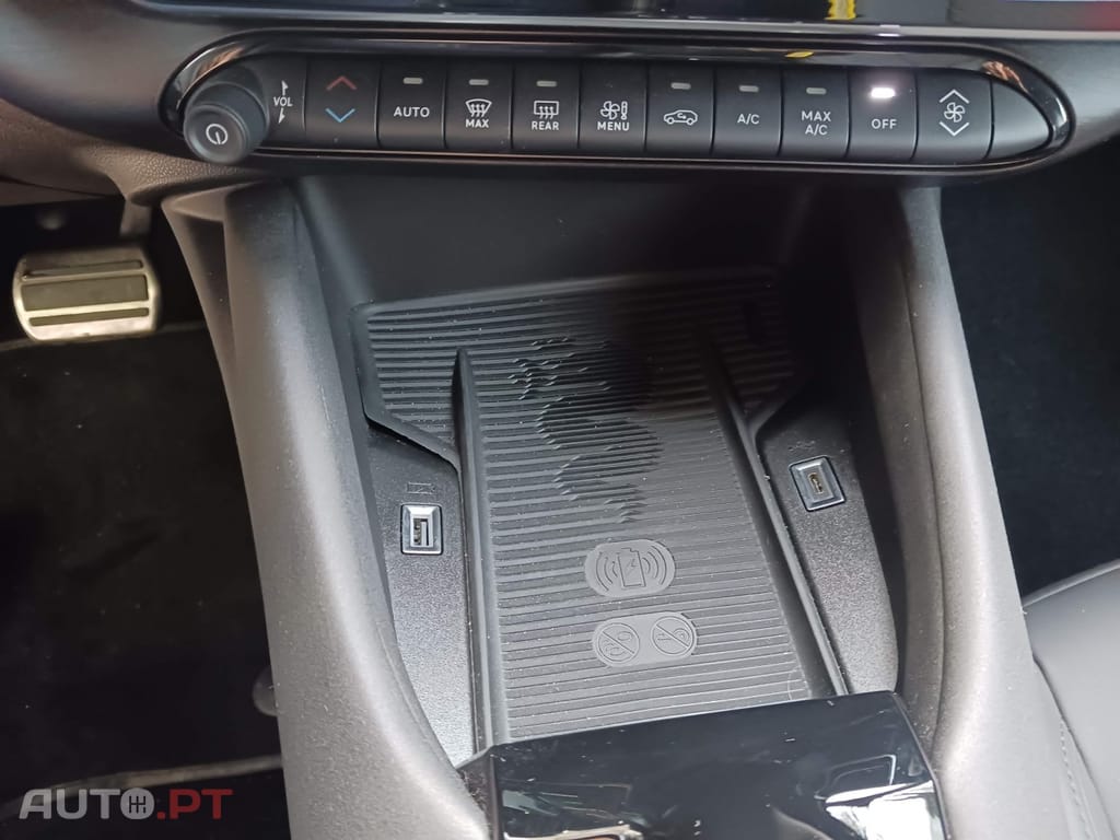 Alfa Romeo Junior 1.2 Speciale eDCT6