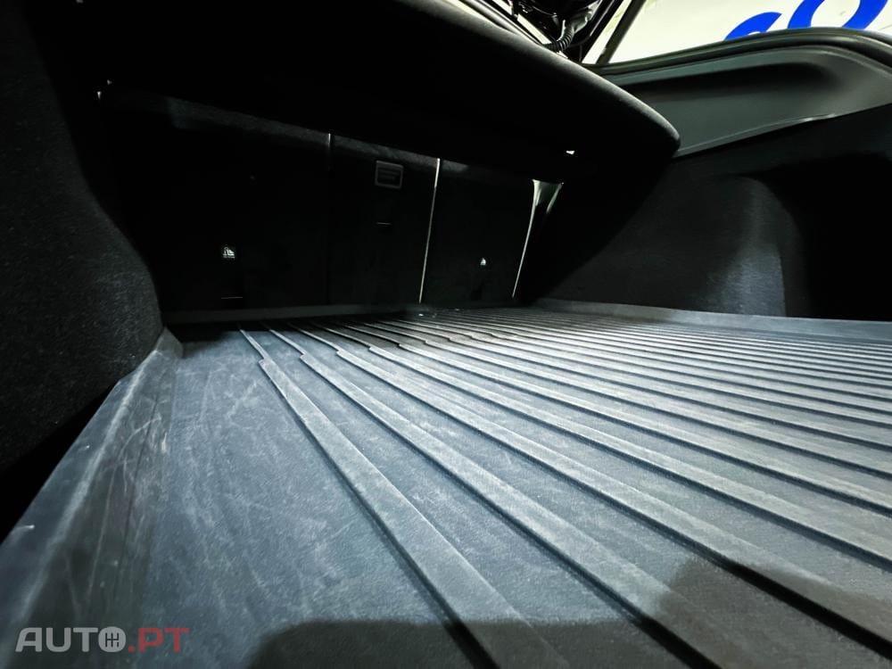 Tesla Model Y Performance Dual Motor AWD