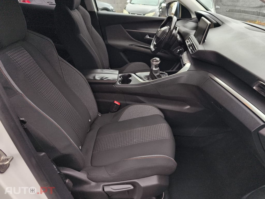 Peugeot 3008 1.5 BlueHDi Allure