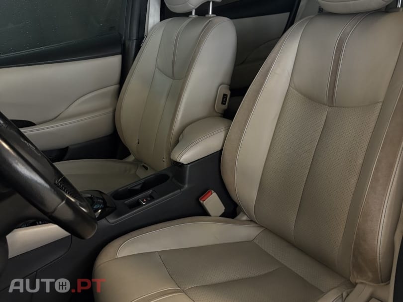Nissan Leaf Tekna ProPilot Park
