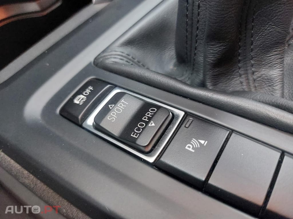 BMW X1 18 i sDrive Advantage